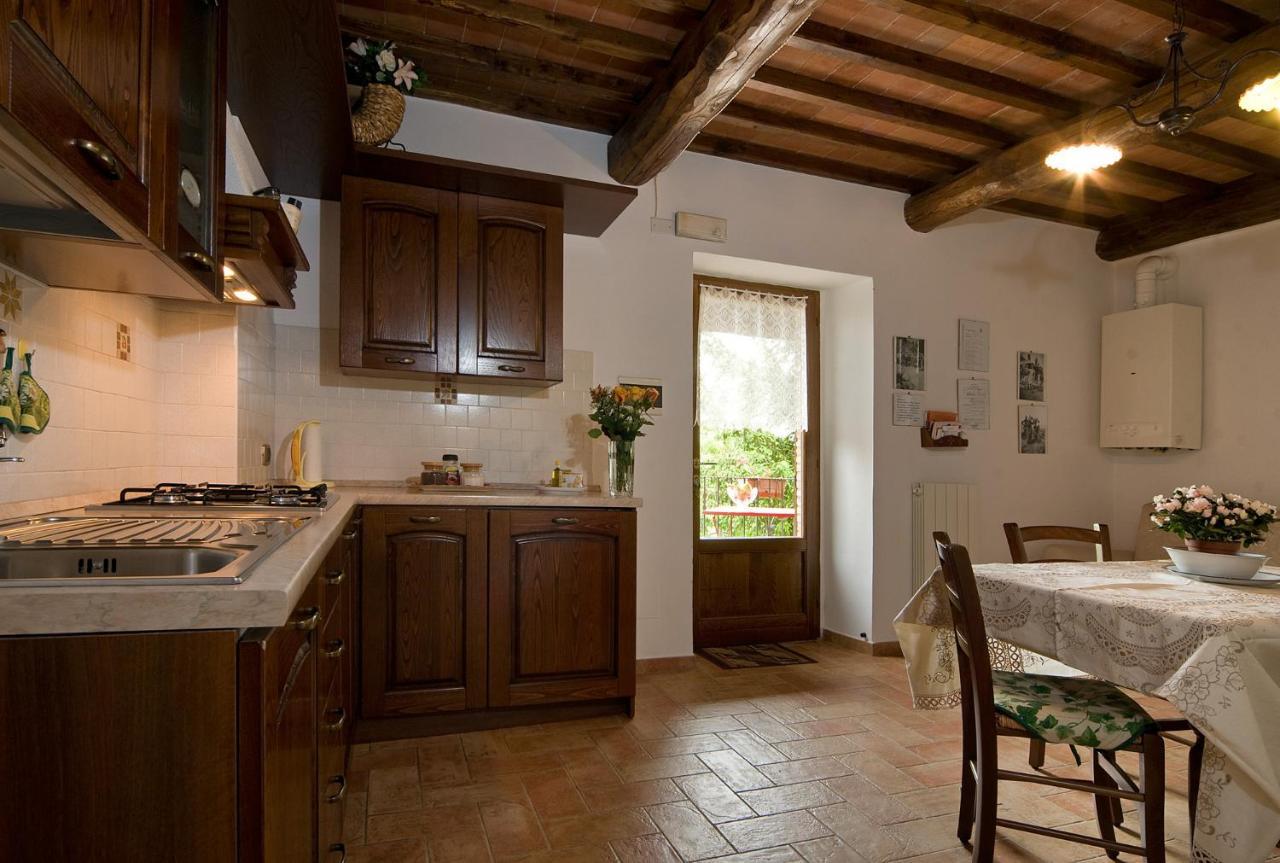 Agriturismo Fontesettimena Appartamento Rondine- Appartamento Capriolo Volterra Eksteriør billede